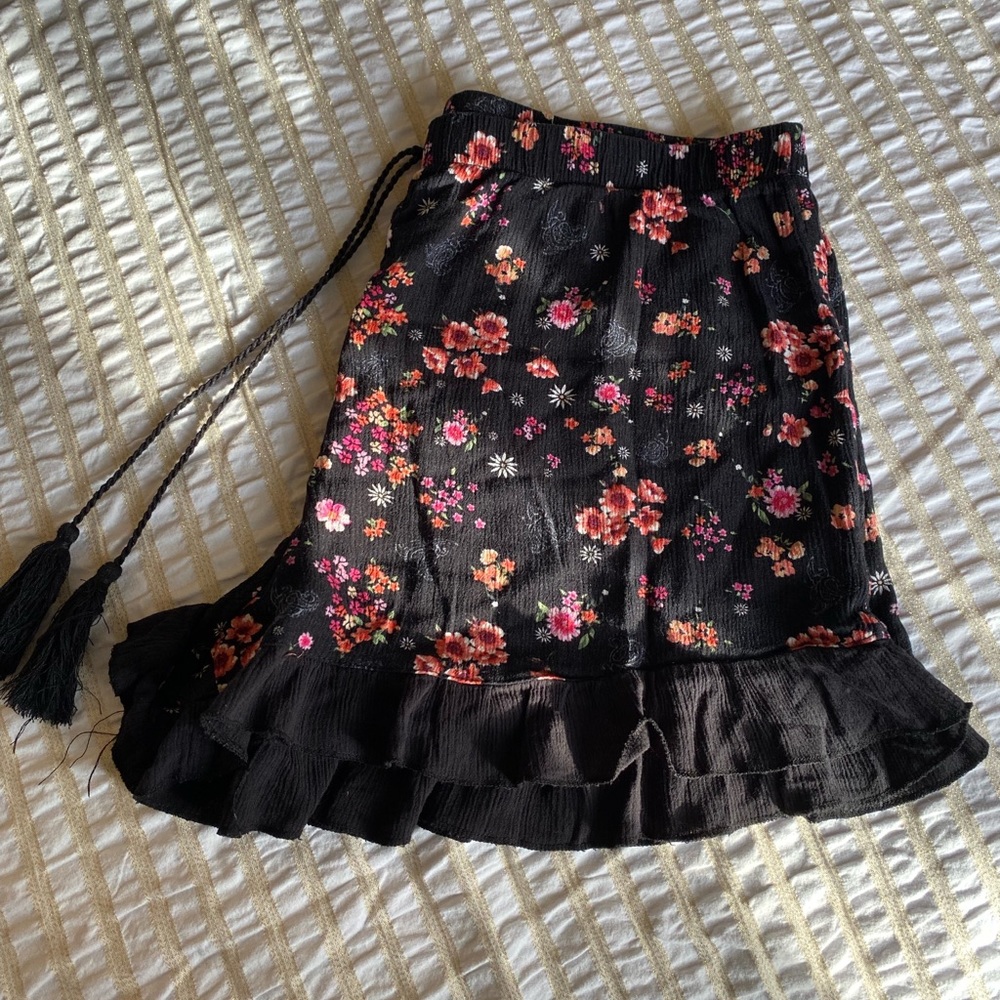 No Boundaries skort